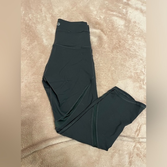 Lululemon Crop Gray Sheer Accent Leggings- Size 4 - Picture 10 of 15